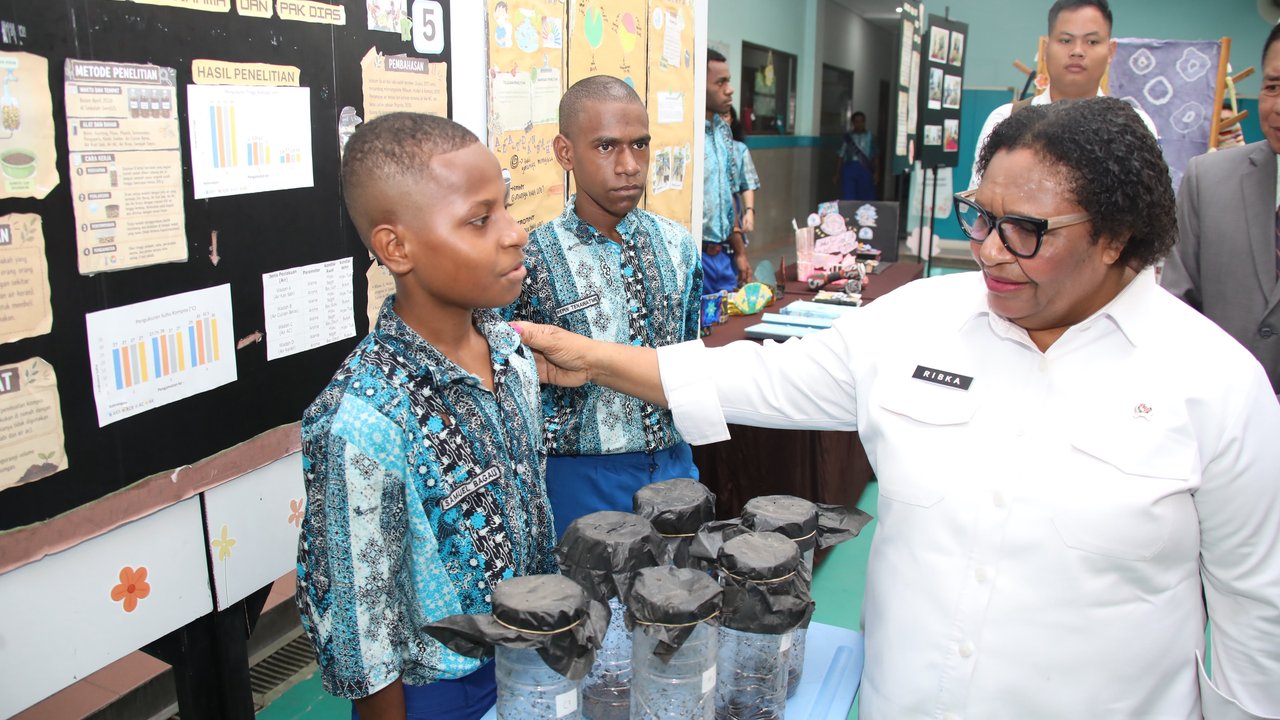 Wamendagri Ribka Haluk: Pendidikan Kunci Tingkatkan Kualitas SDM Menuju Indonesia Emas 2045