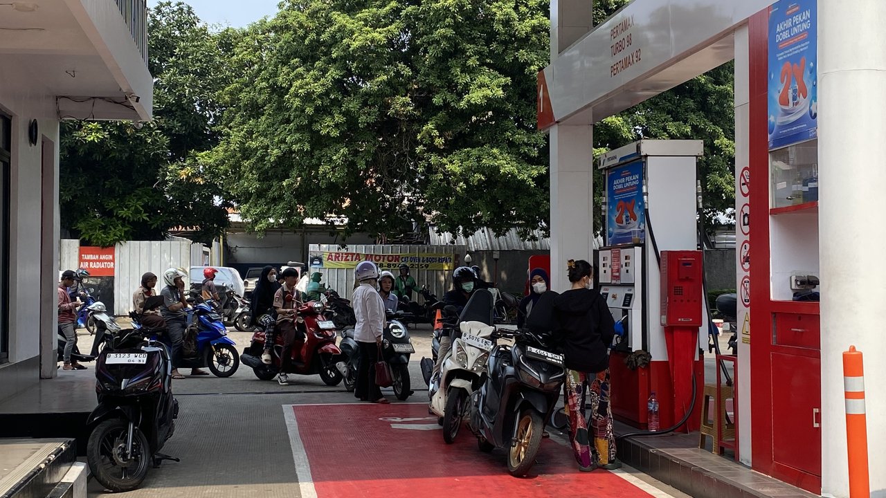 Blak-blakan Dirut Pertamina Ungkap Alasan Penyesuaian Harga Pertamax, Pastikan BBM Subsidi Tak Naik