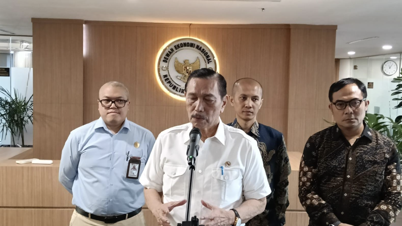 Luhut Undang Prabowo Tinjau Uji Coba Bansos Digital, Siap Diluncurkan Nasional Oktober 2026
