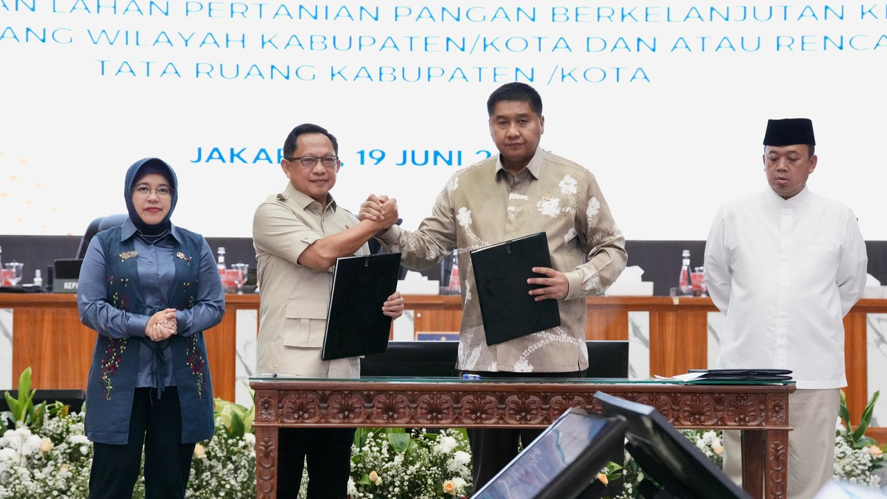 Teken SKB dengan Menteri PKP, Mendagri Kebut Pembangunan 3 Juta Rumah