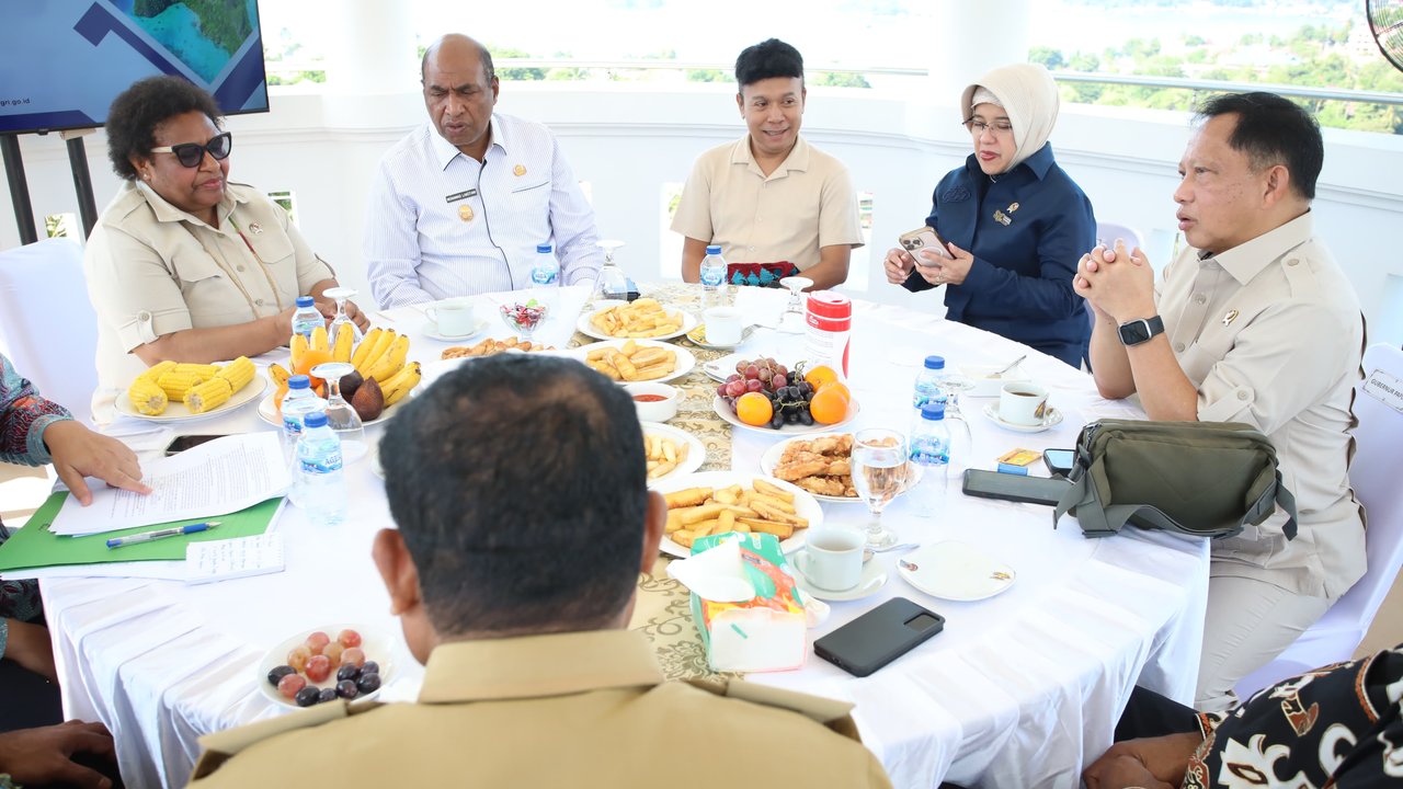 Mendagri dan Gubernur Se-Tanah Papua Bertekad Sukseskan Sensus Ekonomi 2026