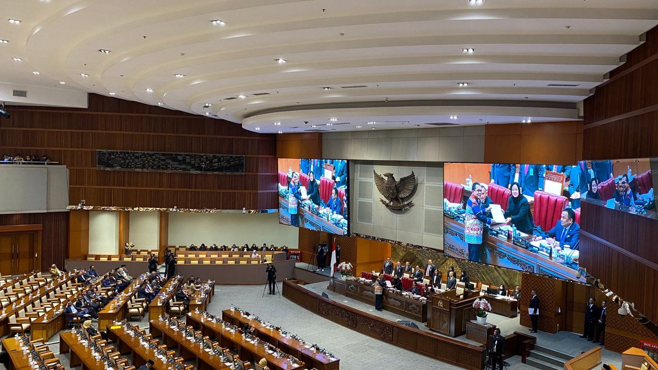 Di Rapat Paripurna DPR, Habiburokhman Puji Listyo Sigit sebagai Kapolri Terbaik