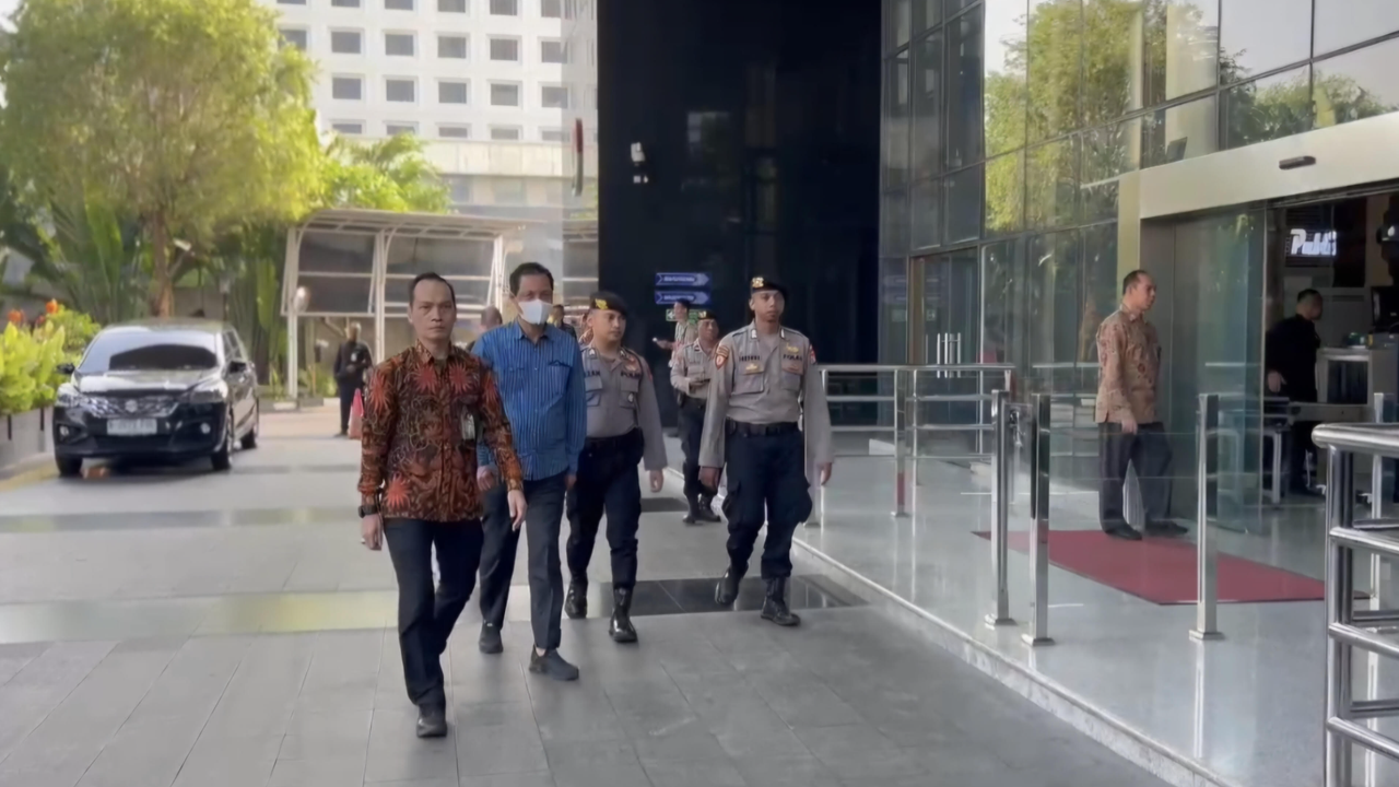 Bupati Muara Enim Tiba di KPK