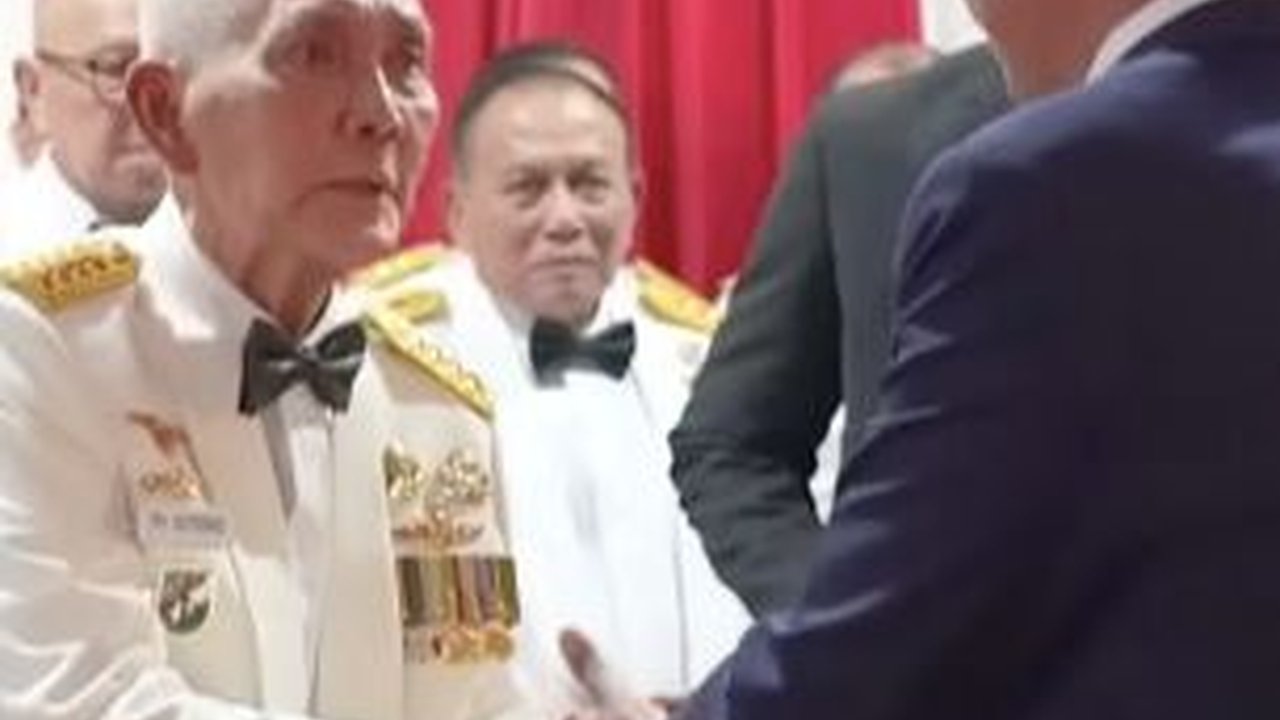 Pensiunan Jenderal Senior Berpengaruh RI SBY Sampai Try Sutrisno, Berseragam Lengkap 4 Bintang di Pundak