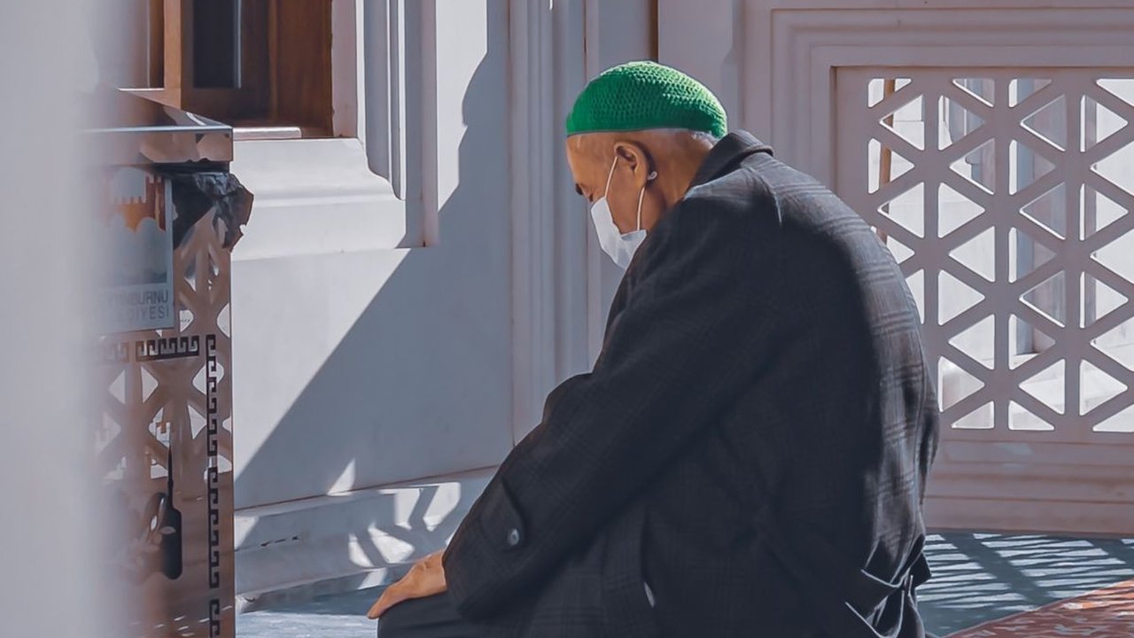 Jenis Sholat Sunnah Lengkap dengan Bacaan Niatnya, Umat Muslim Wajib Tahu