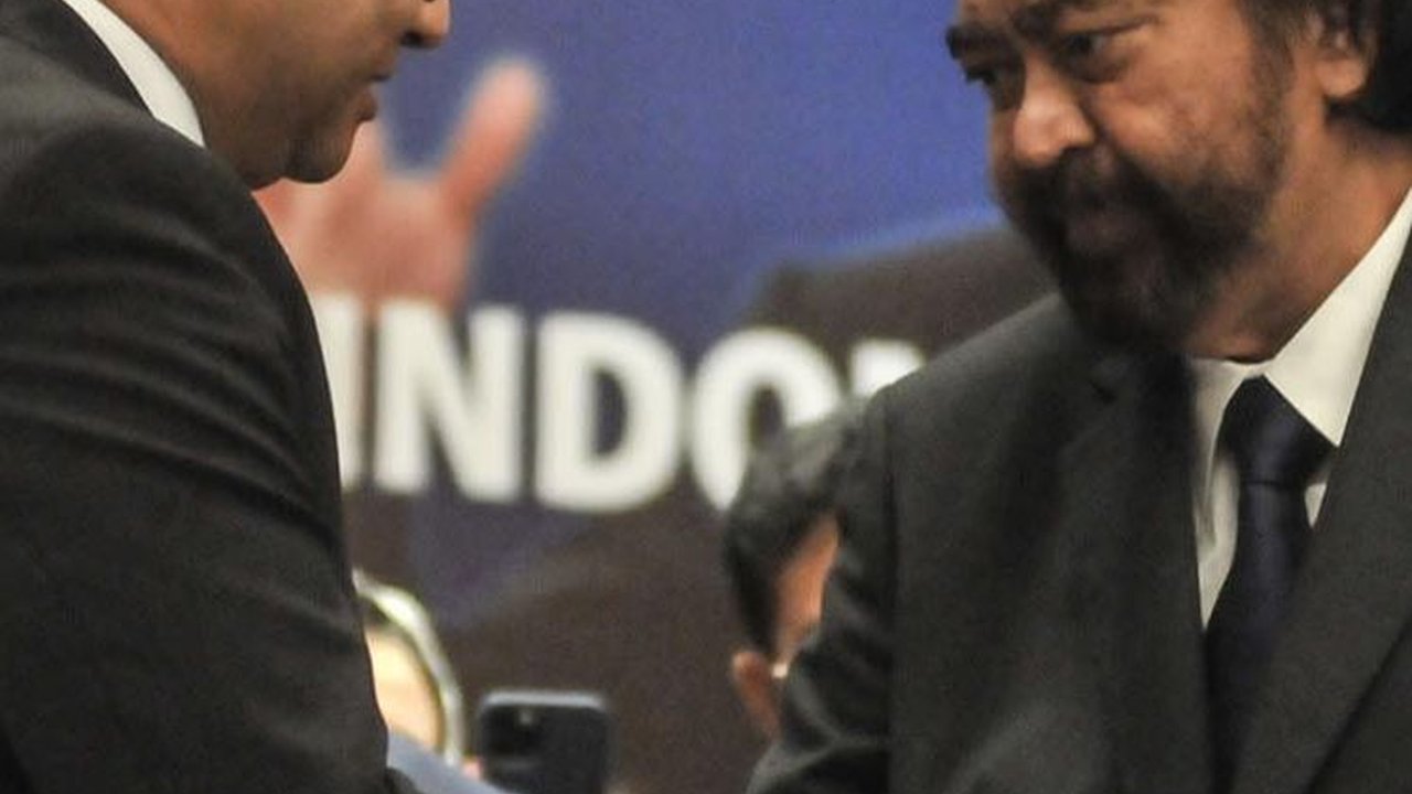 CEK FAKTA: Hoaks Video Jokowi Dipolisikan Anies dan Surya Paloh