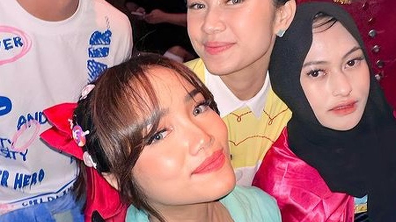 Serba Disney, Intip Gaya Sederet Artis di Acara Pesta Ulang Tahun Azizah Salsha