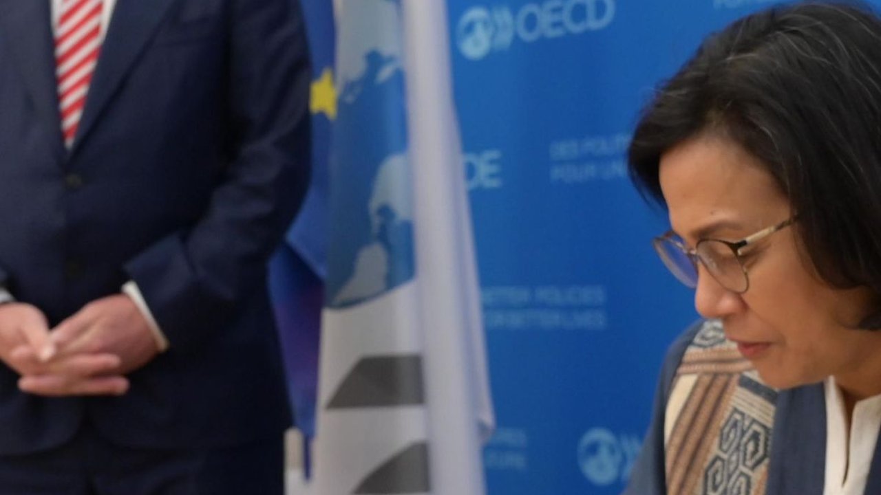 Menkeu Sri Mulyani Terbang ke Paris Agar Indonesia Bisa jadi Anggota OECD