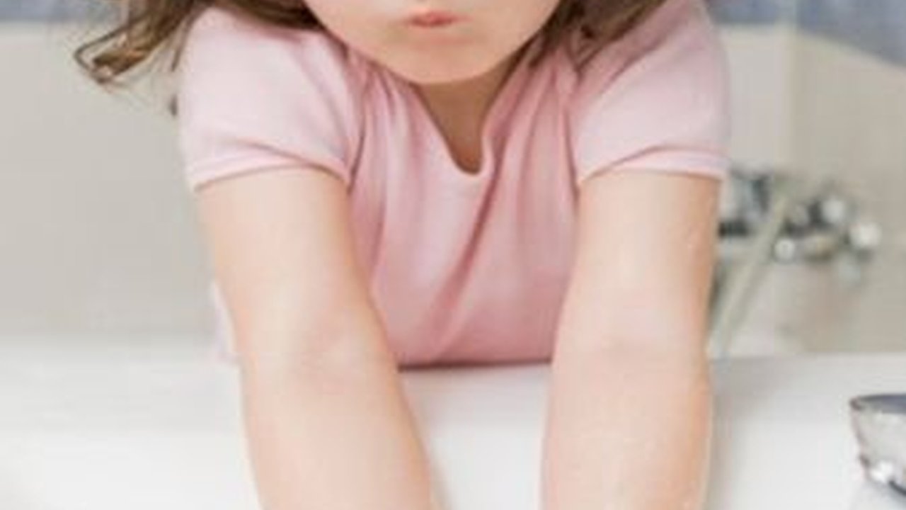 Kenapa Kandungan SLS Tidak Boleh Untuk Anak? Ini yang Perlu Diwaspadai