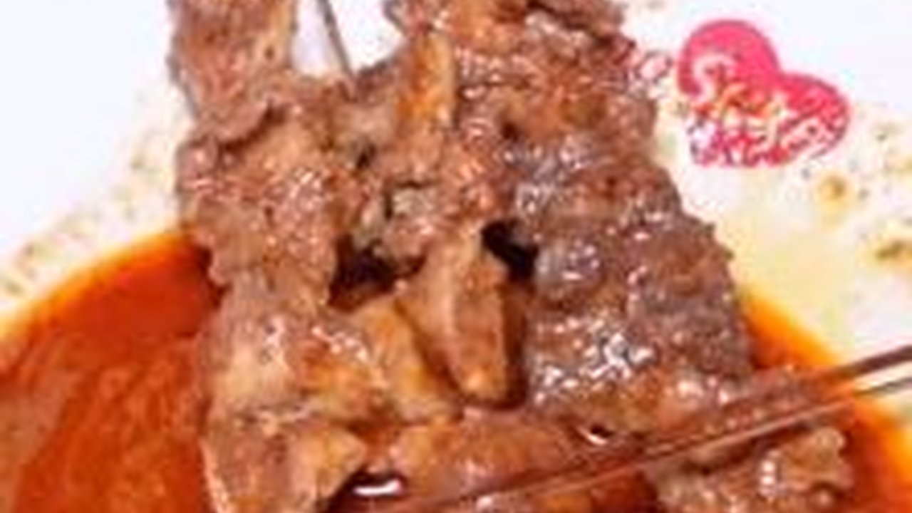 Mencicipi Lezatnya Sate Blengong, Kuliner Khas Brebes yang Terbuat dari Daging Itik