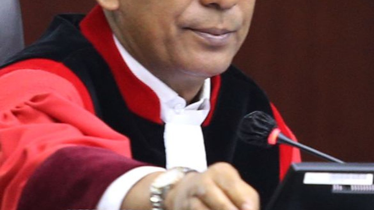 Oce Madril: MK Melanggar UUD 1945 Jika Ubah Aturan Batas Usia Capres dan Cawapres