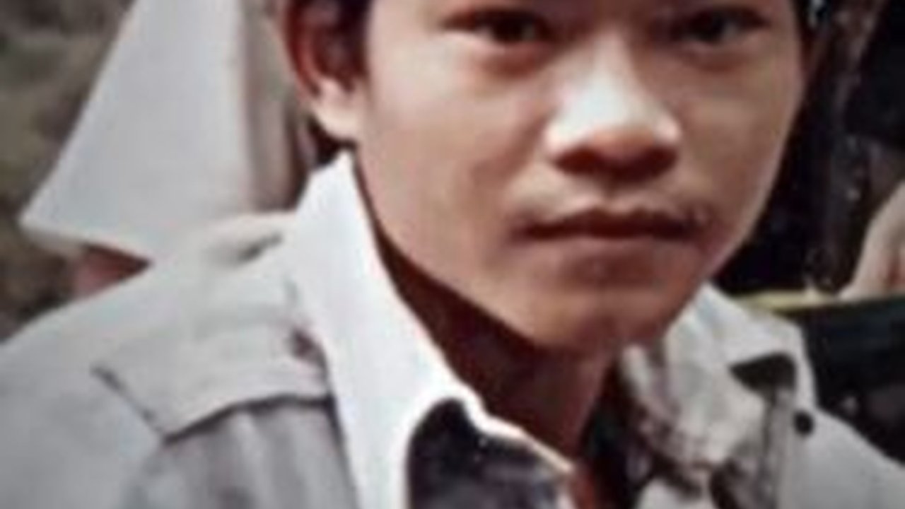 Pernah Bantu Ibu Jualan Kue Sampai Ditendang Tentara, Nasib Pemuda ini Berubah Drastis, Kini jadi Jenderal TNI Berpengaruh di AD