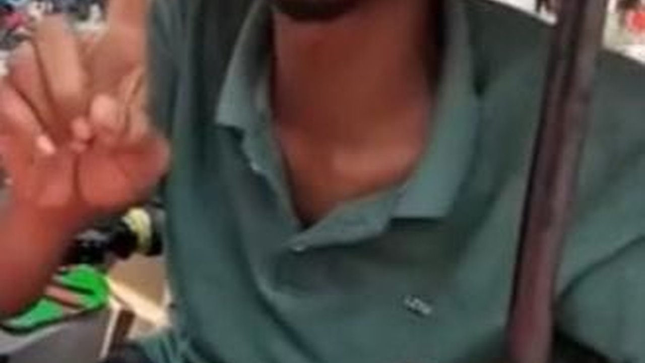 Sopir Bajaj Pandai Bahasa Inggris Ini Viral, Disebut Cocok Jadi Tour Guide