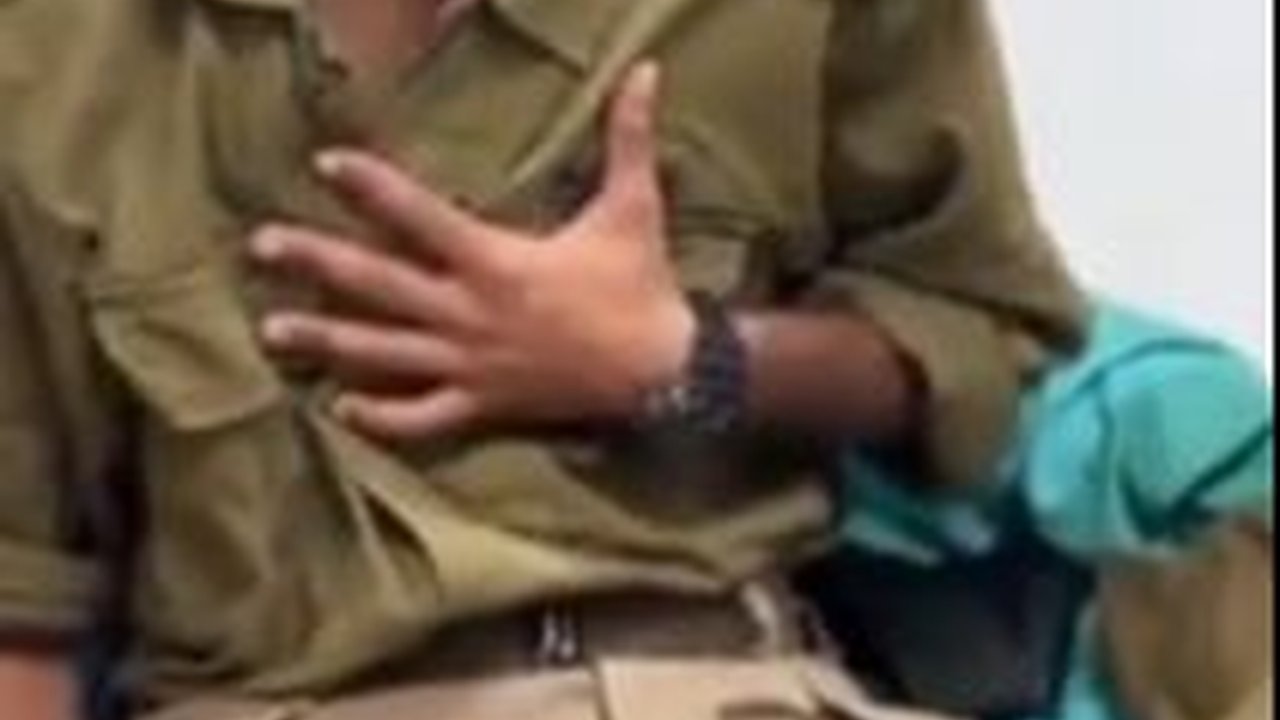 Ditahan Pejuang Palestina, Tentara Israel ini Menangis Minta Ampun Sampai Umbar Janji