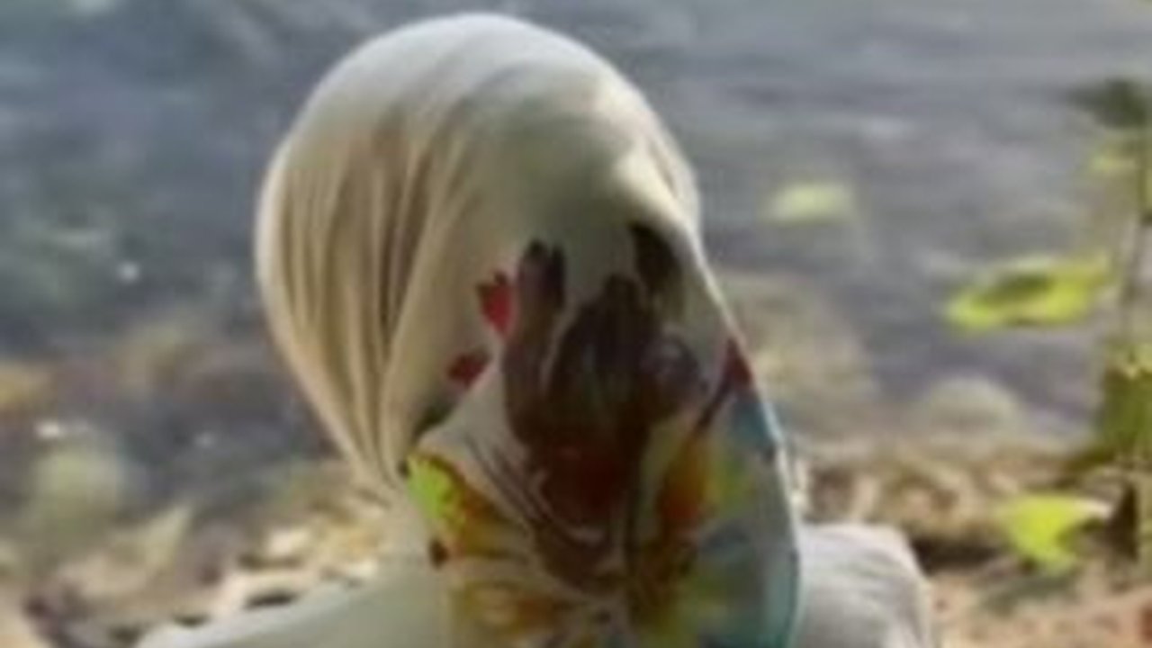 Rindu Mendiang Eril, Atalia Praratya Kembali Kunjungi Sungai Aare 'Maaf Aku Belum bisa Bicara Keindahanmu'