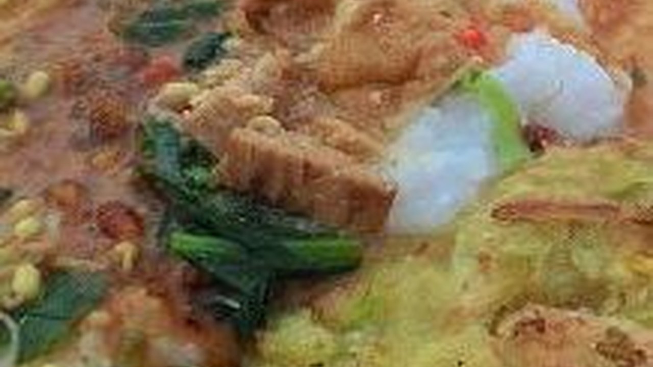 Mencicipi Bubur Opak, Kuliner Unik Khas Semarang dengan Harga Terjangkau