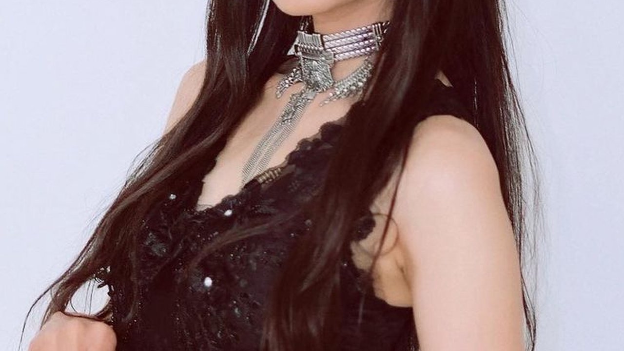 Potret Rina Nose Jadi 'Lah Lusa' BLACKPINK, Bikin Netizen Terkecoh