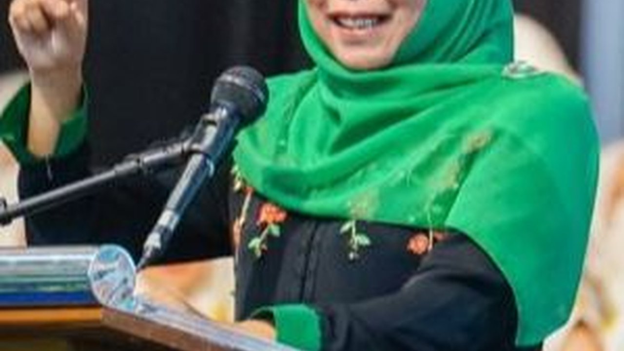 Bukan AHY, Demokrat Minta Prabowo Pertimbangkan Khofifah Jadi Cawapres