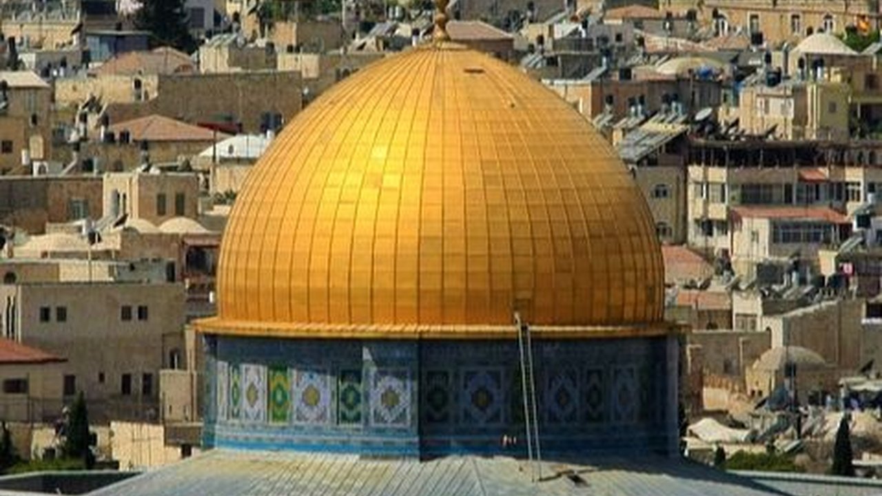Doa untuk Palestina dan Artinya, Mohon Keselamatan dan Perlindungan