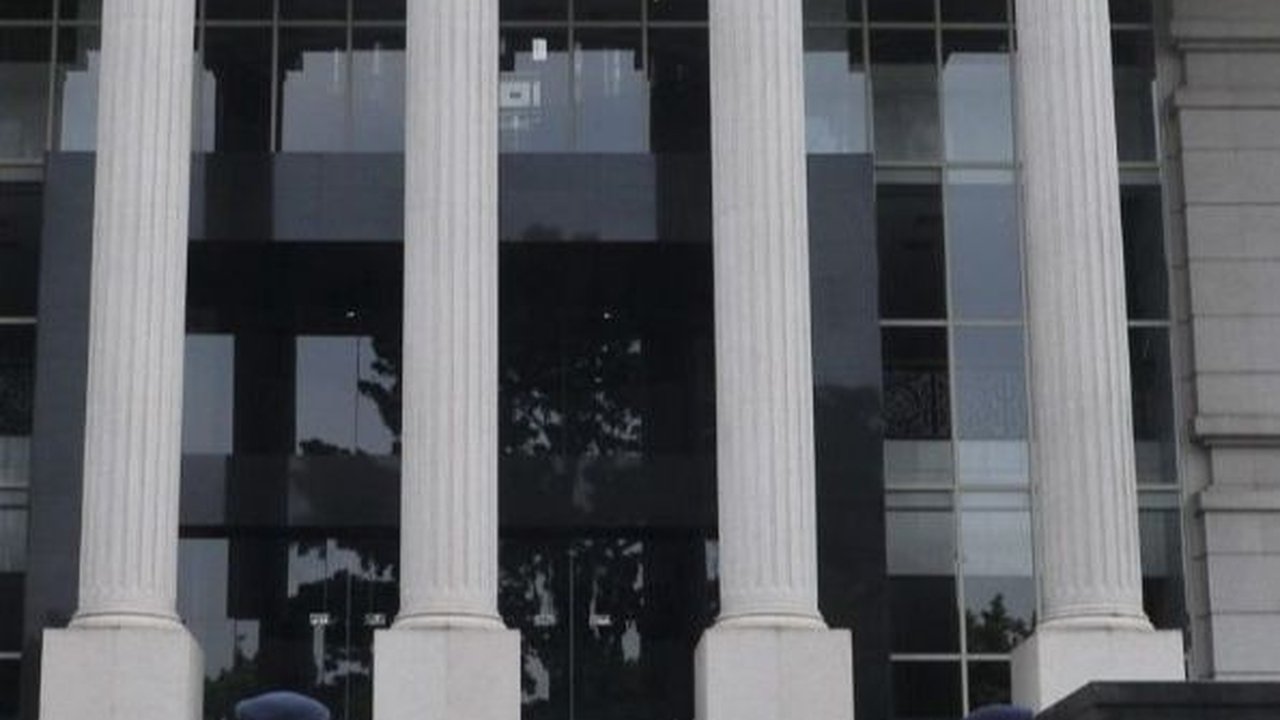 Massa Mahasiswa dan Pemuda Dukung MK Kabulkan Gugatan Batas Usia Capres-Cawapres