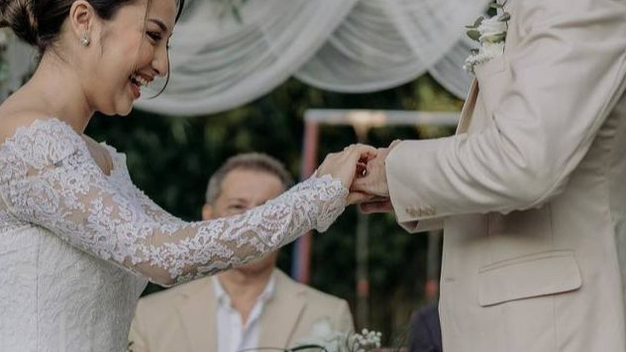 Potret Dali Wassink Suami Bule Jennifer Coppen yang Menikah Secara Islam