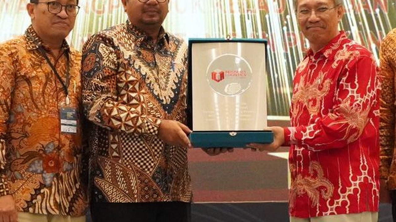Sistem Logistik Ikan Nasional KKP Raih Penghargaan Indonesia Logistics Awards 2023