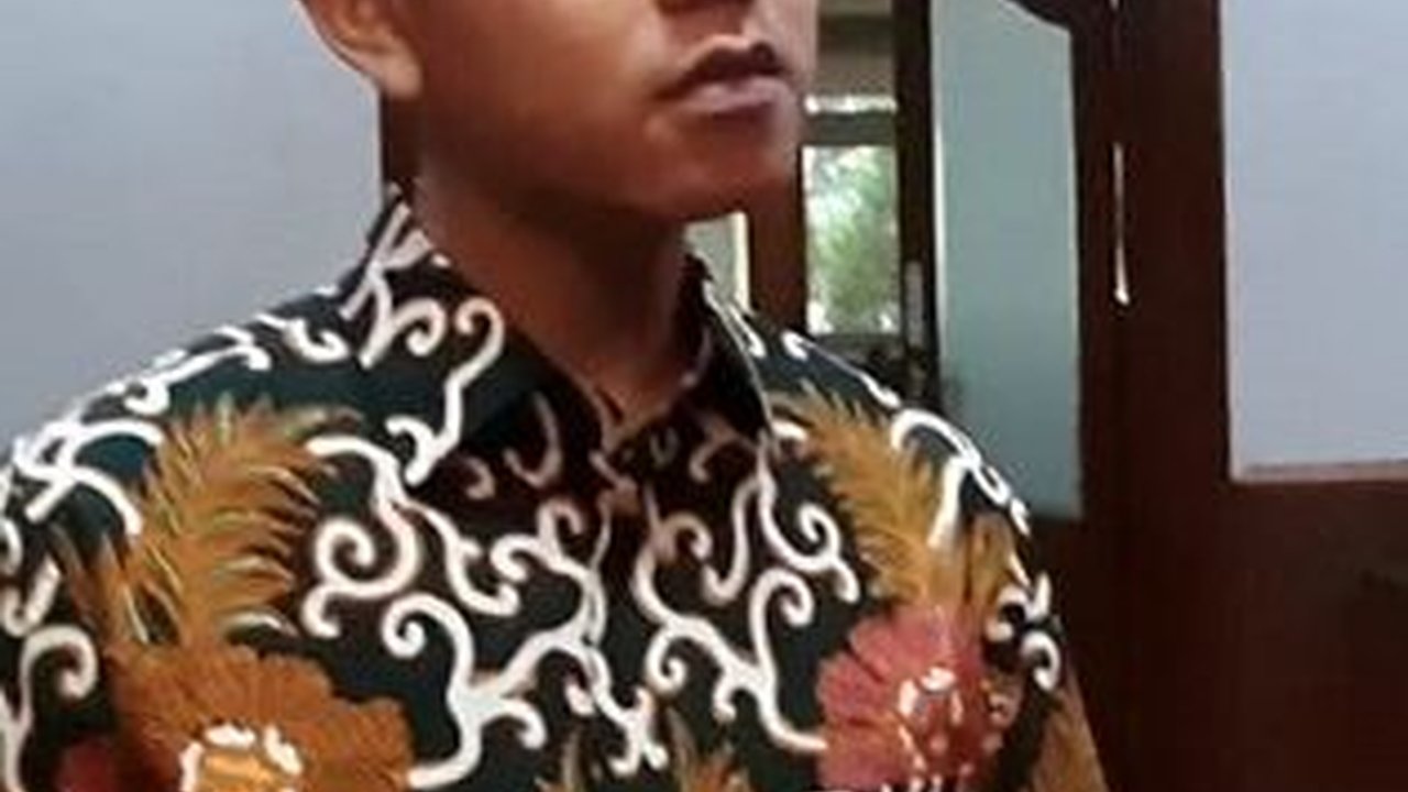 VIDEO: Gibran Tulis Cuitan Tertawa, Respon MK Tolak Batas Usia Capres & Cawapres?