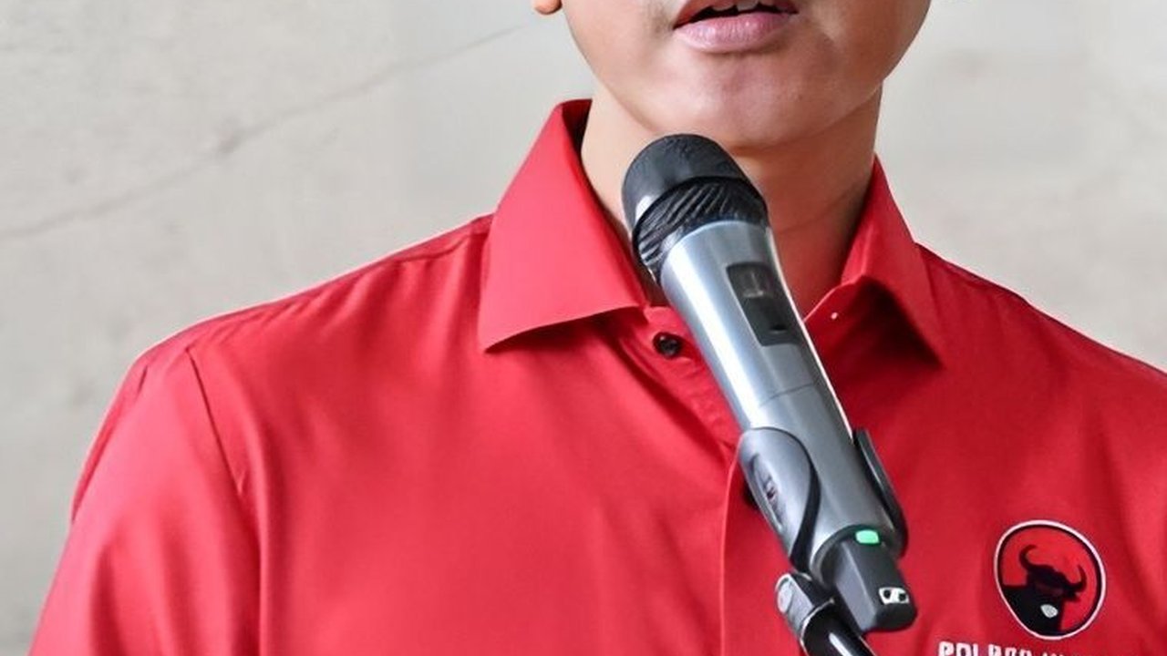 'Dugaan Saya Gibran Bakal Dipecat PDIP dan Masuk Golkar'