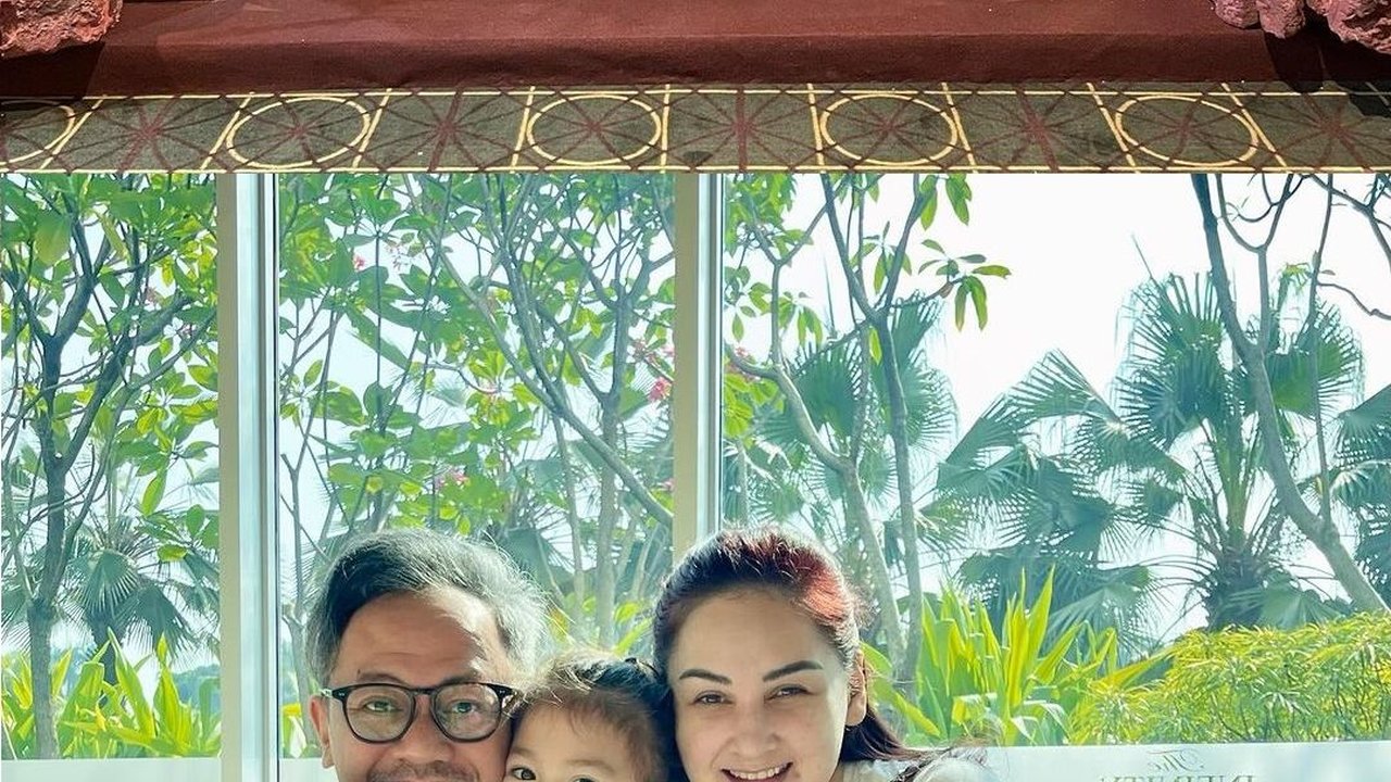 Main Bareng di Sinetron Dia Yang Kau Pilih, Intip Momen Harmonis Mona Ratuliu dan Indra Brasco