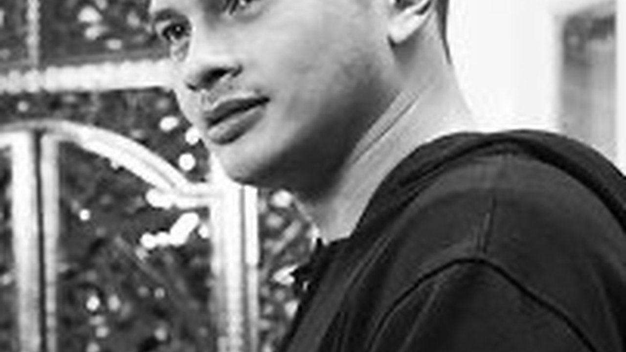 Kini Main di Sinetron Di Antara Dua Cinta, Simak Perjalanan Karier Kevin Kambey