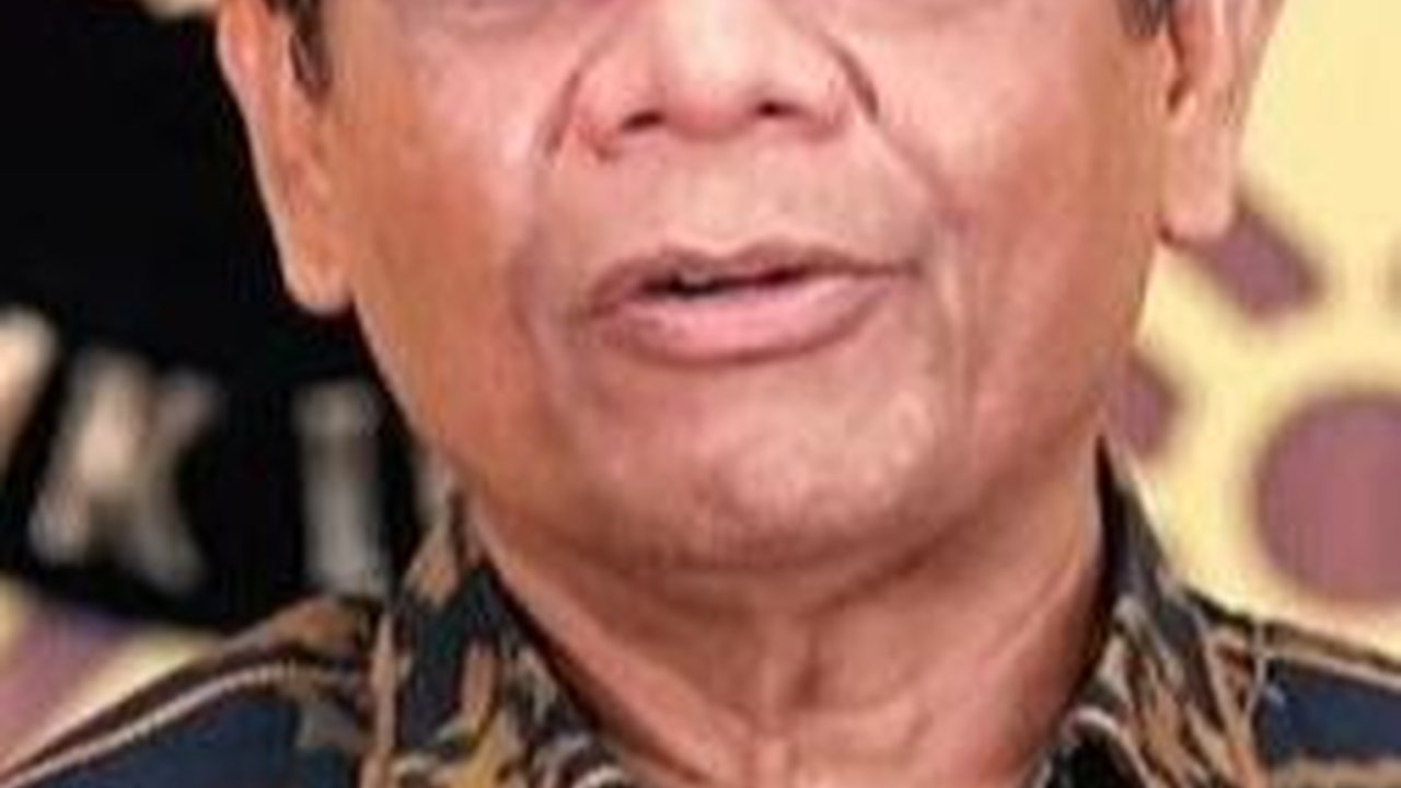VIDEO: Perintah Tegas Menko Mahfud Kepada Polisi Soal Dugaan Penerasan Pimpinan KPK Firli