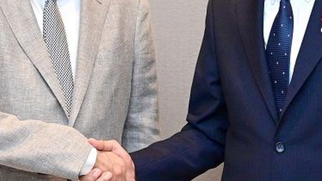 Jokowi Bertemu Presiden Sri Lanka di China, Minta Akses Pasar Minyak Sawit Kembali Dibuka