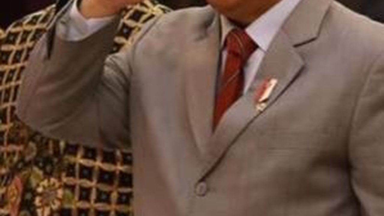 Acungan Jempol Prabowo Ditanya Peluang Gibran Cawapres