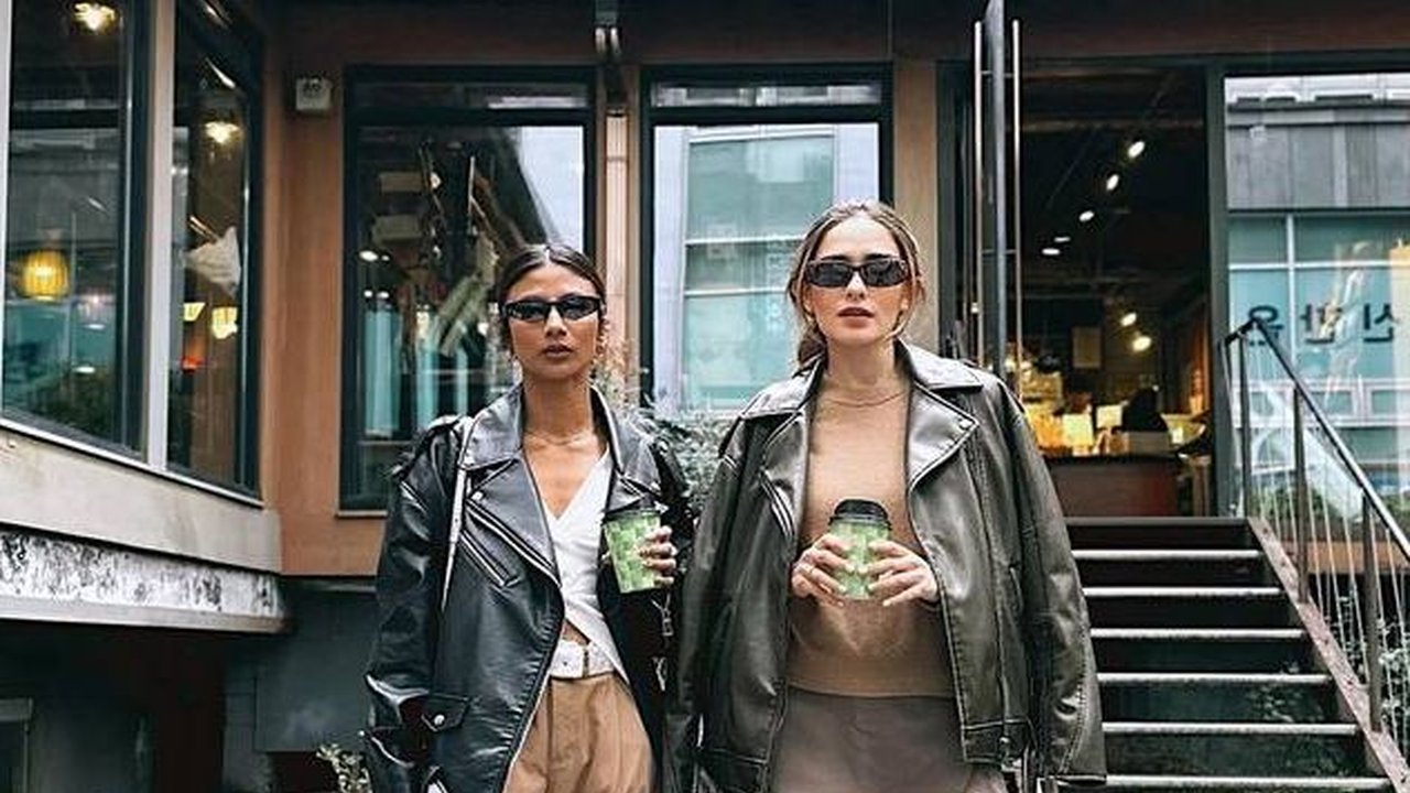 Deretan Pottret Yasmine Wildblood Pamer Kaki Jenjang dan Mulus di Korea, Hot Mama Banget!