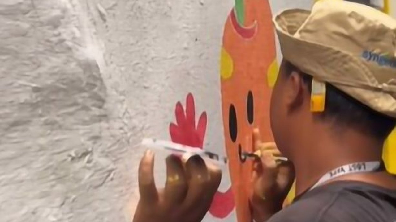 Cara Pemuda di Bandung Ajak Masyarakat Jaga Kesehatan, Gambar Mural Sayur dan Buah di Gang Permukiman