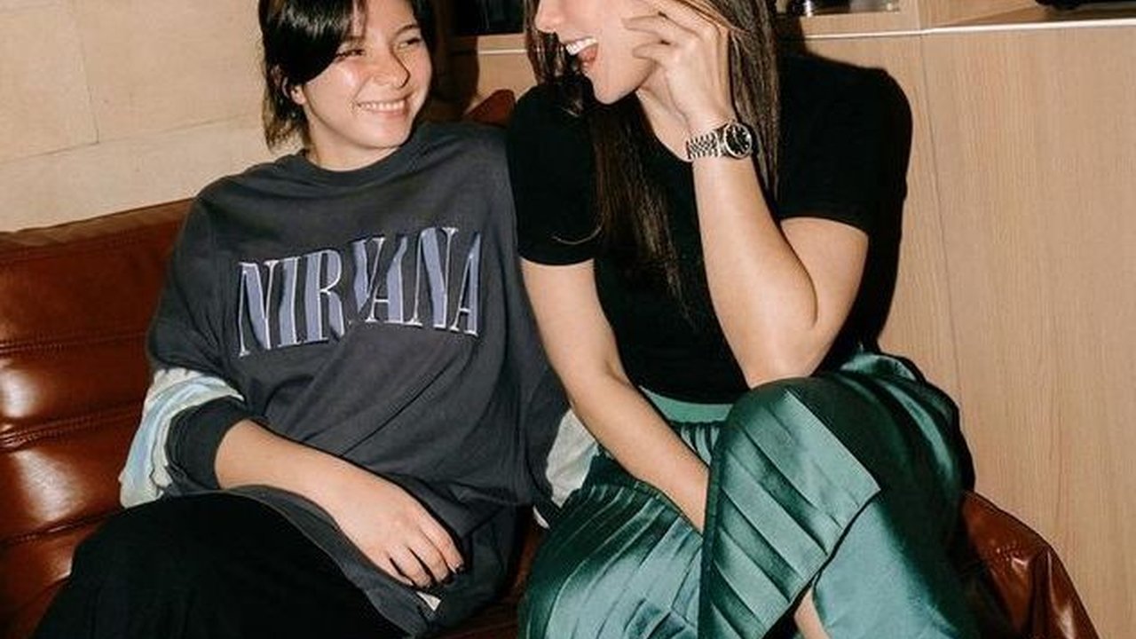 Tak Terusik Dengan Kasus Judi Online, Ini 8 Foto Terbaru Shaloom Razade