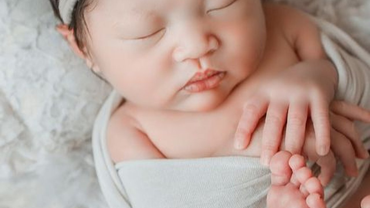60 Nama Cewek Cantik untuk Bayi Perempuan, Penuh Makna Bijak