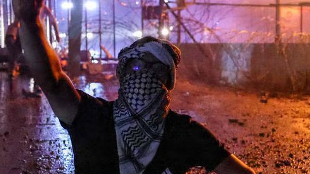 Imbas Serangan Bom Israel ke RS Gaza, Demonstran Bakar Kedutaan AS di Libanon