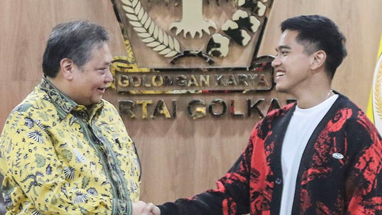FOTO: Momen Kaesang Temui Airlangga Hartarto di Markas Golkar, Pelajari Strategi Menangkan Pemilu 2024