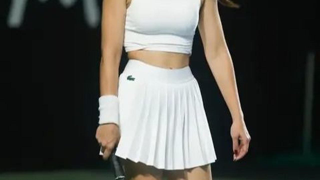 Deretan Foto 9 Artis Saat Main Tenis, Jaga Tubuh Tetap Bugar