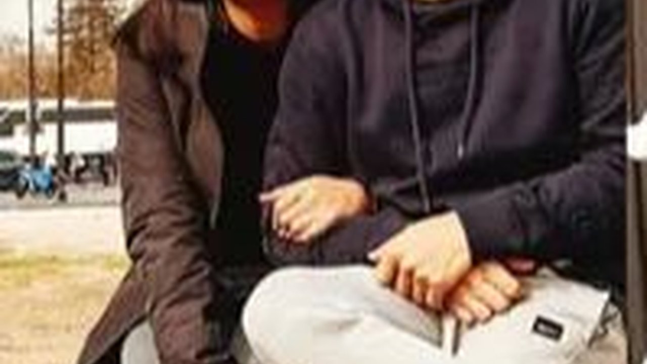 10 Seleb Ganteng & Anak Perempuan: Dikira Pacar, Padahal Ayah!