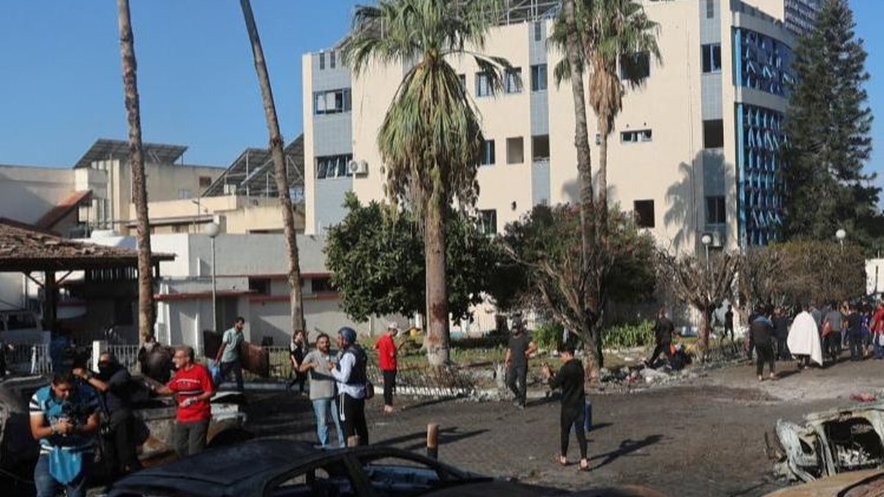 Setelah RS Gaza, Serangan Udara Israel Kembali Hantam Masjid di Kamp Pengungsi Gaza, 30 Orang Tewas