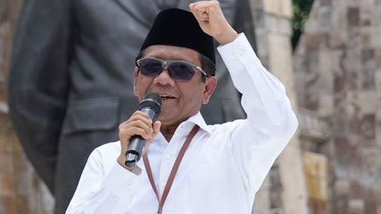 VIDEO: Mahfud Keras Serukan Perubahan Besar di Depan Ganjar