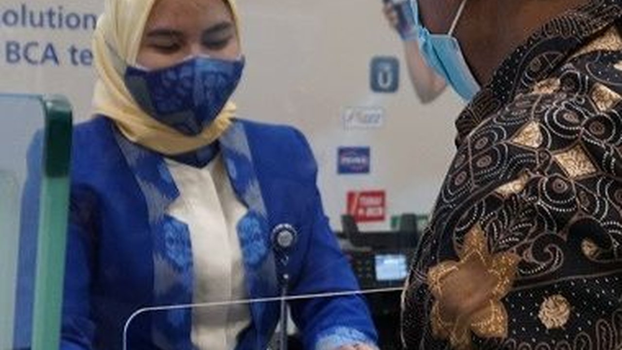 OJK Denda Bank BCA Rp100 Juta, Begini Tanggapan Perusahaan