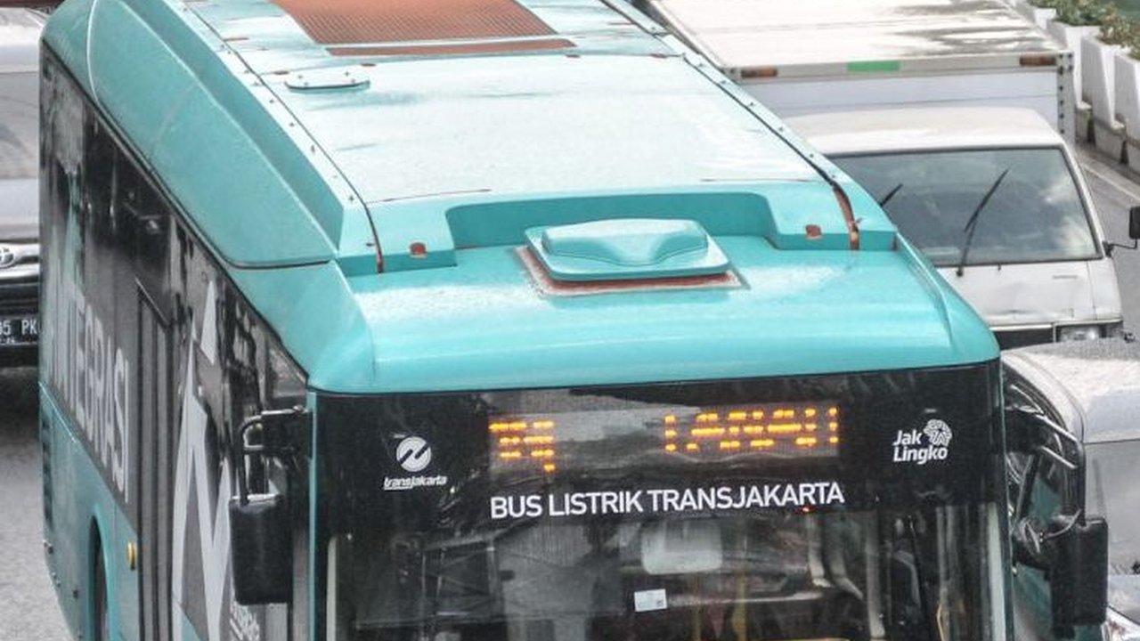 Catat! Hari Ini Transjakarta Modifikasi Rute D11 Jadi Depok-BKN Via Cibubur