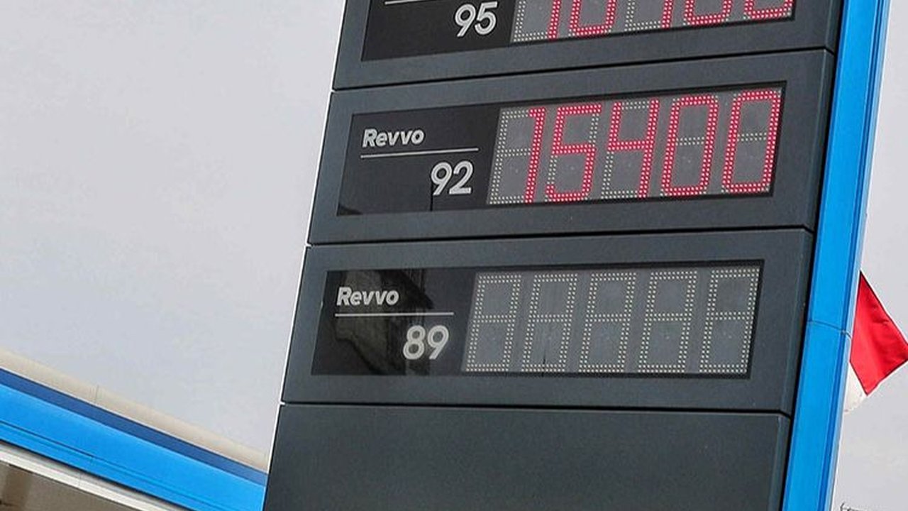 Minyak Dunia Melonjak, Harga Bensin di SPBU Vivo Kompak Naik