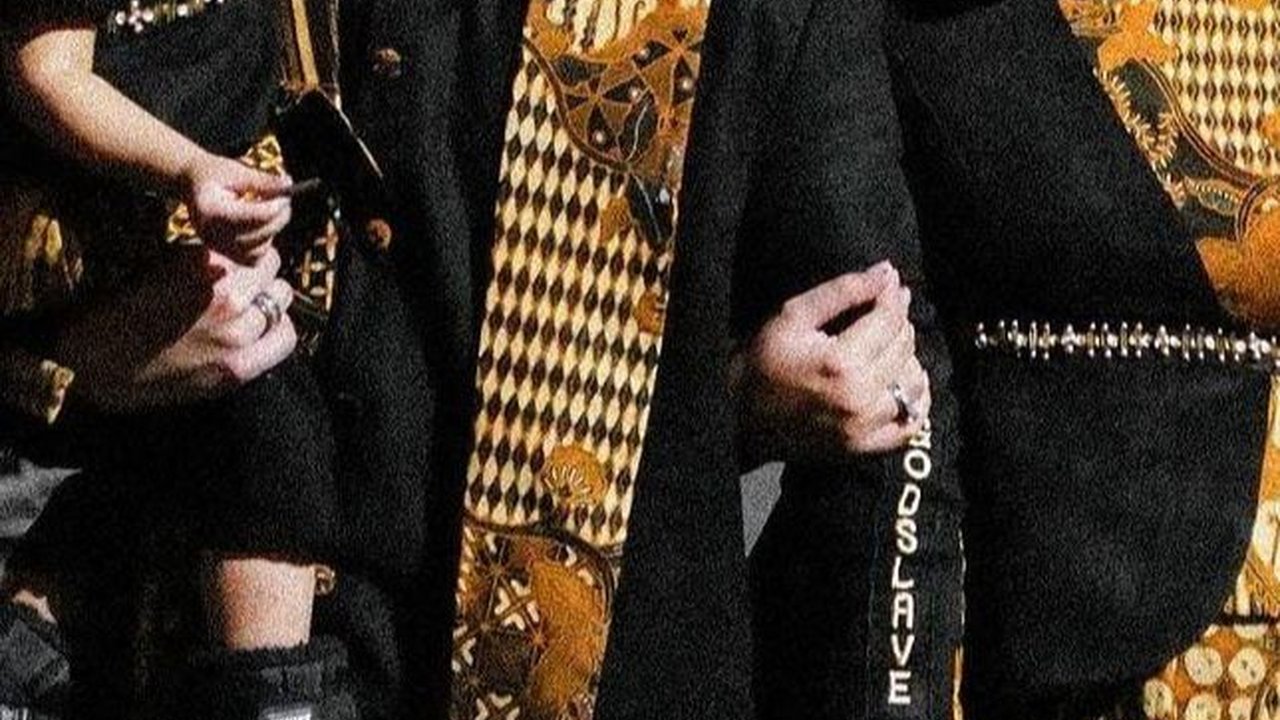 Momen Ameena Bikin Jokowi Gemas, Ikut Catwalk sama Atta Aurel di Acara Istana Berbatik