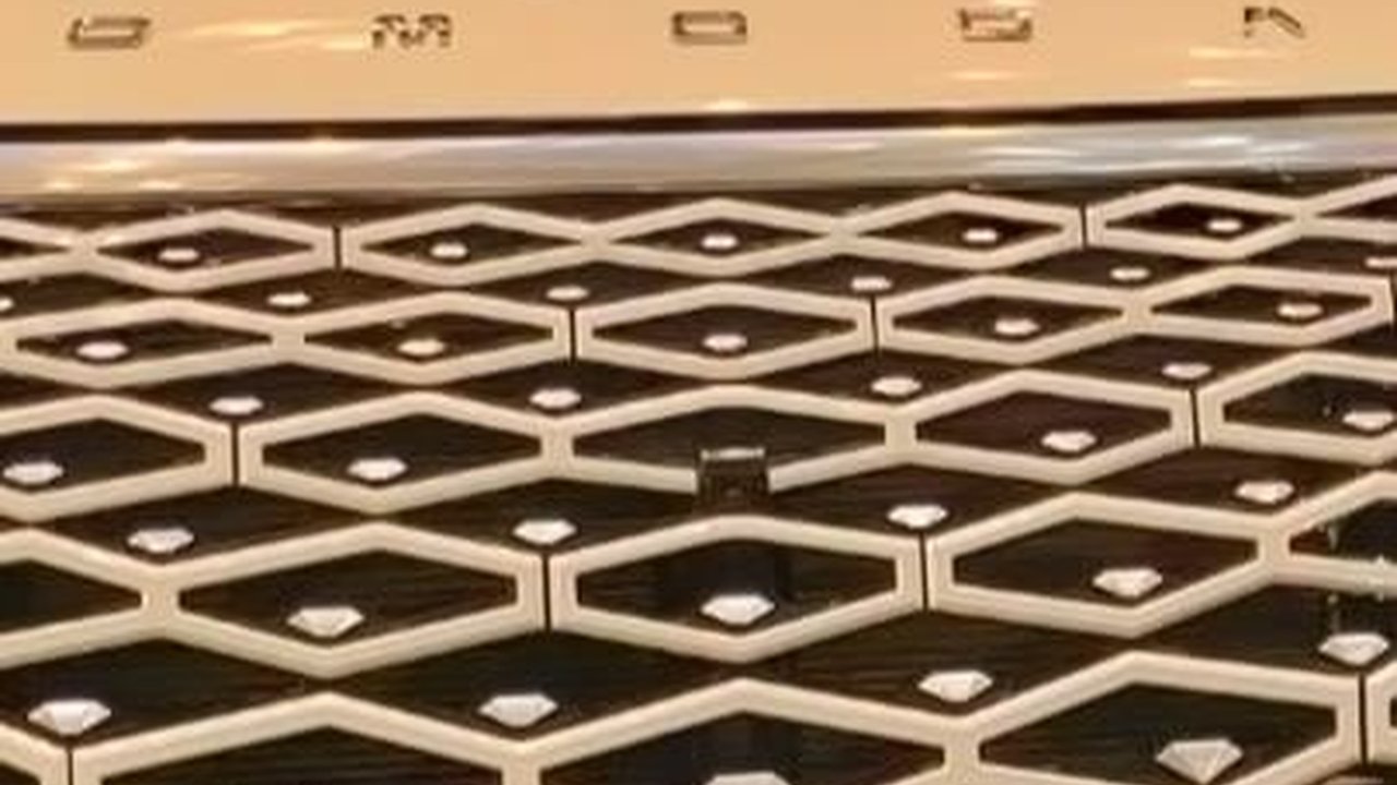 Jadi Mobil AWD Termurah, Ini Fitur Unggulan Chery Omoda 5 GT AWD