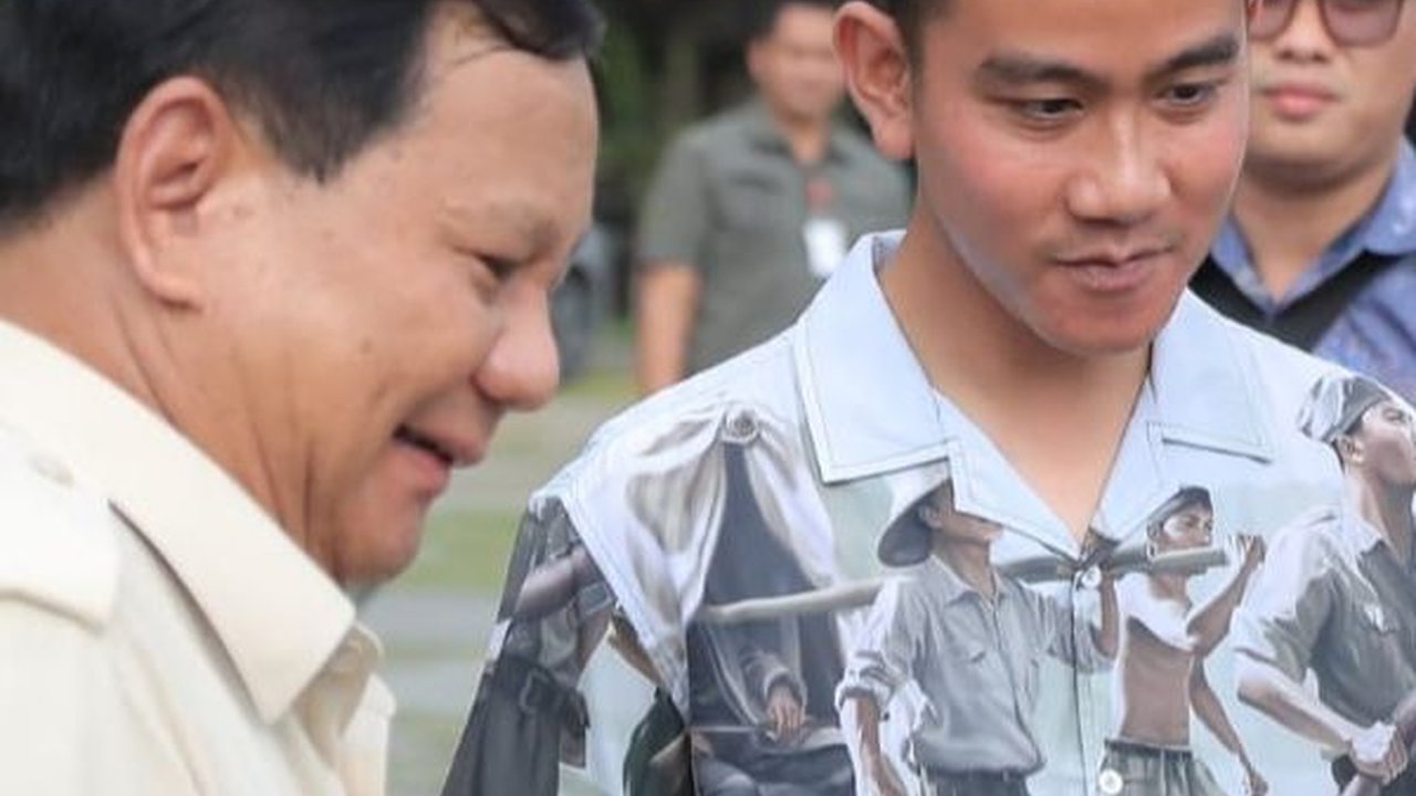 VIDEO: Gibran Jawab Rumor Bikin SKCK Maju Jadi Cawapres