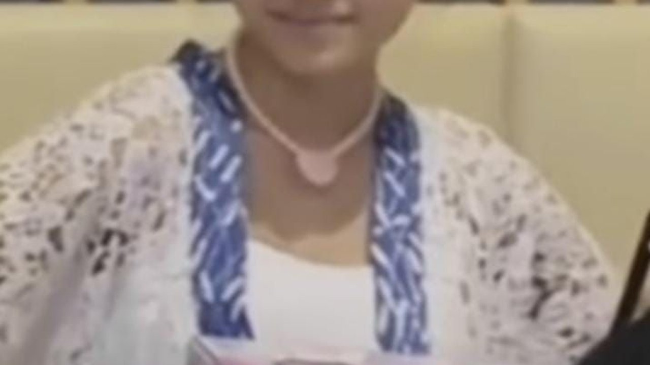 Tingkah Lucu Azizah Salsha Beli Banyak Mainan, Netizen Salfok 'Terpantau Video Call Paksu'